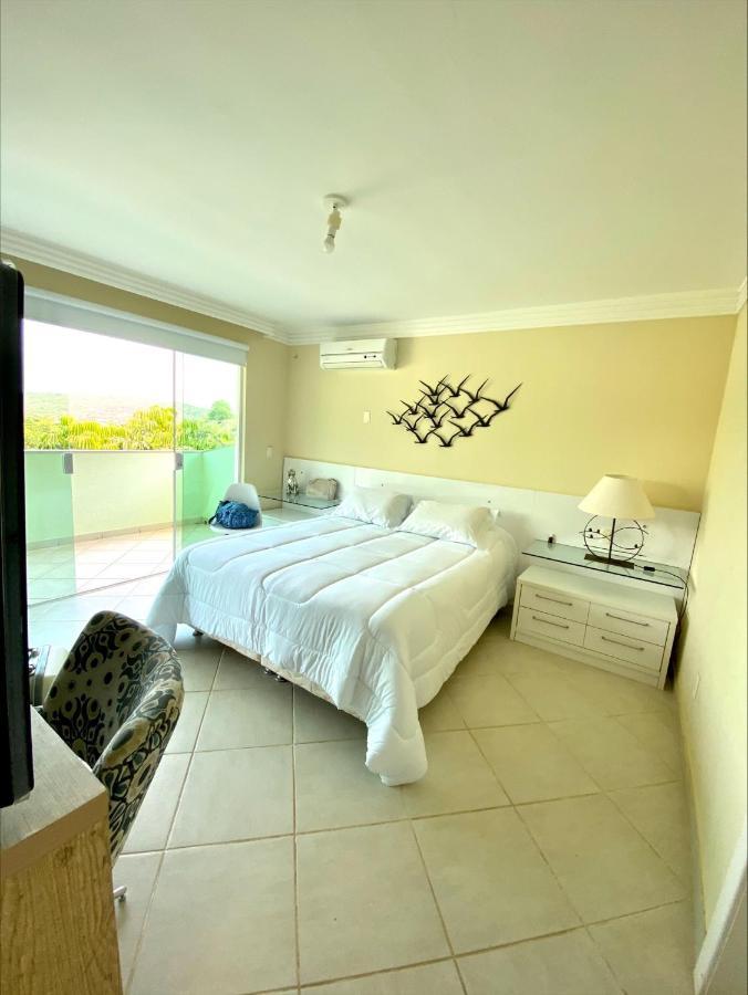 Casa Maravilhosa Na Ferradura Сasa de vacaciones *